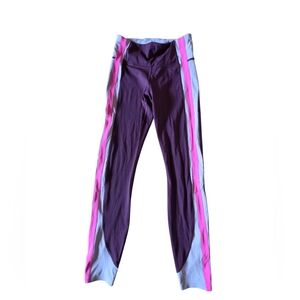 Athleta Crunch 7/8 Tight Pink & Purple Size XS EUC